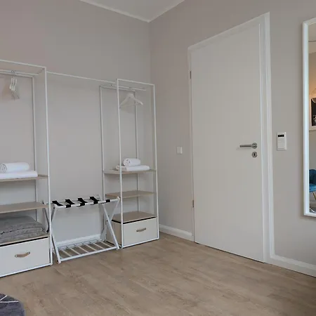 3 Bedroom-Apartment With 1,5 Bathrooms Kolonie Rontgental Exterior photo