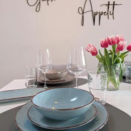 3 Bedroom-Apartment With 1,5 Bathrooms Kolonie Rontgental Exterior photo