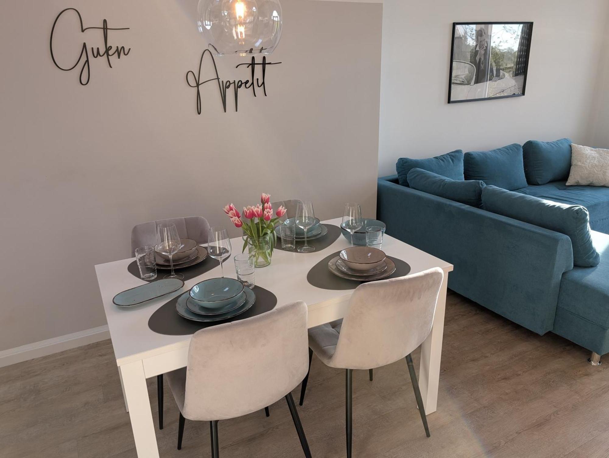 3 Bedroom-apartment With 1,5 Bathrooms Apartment