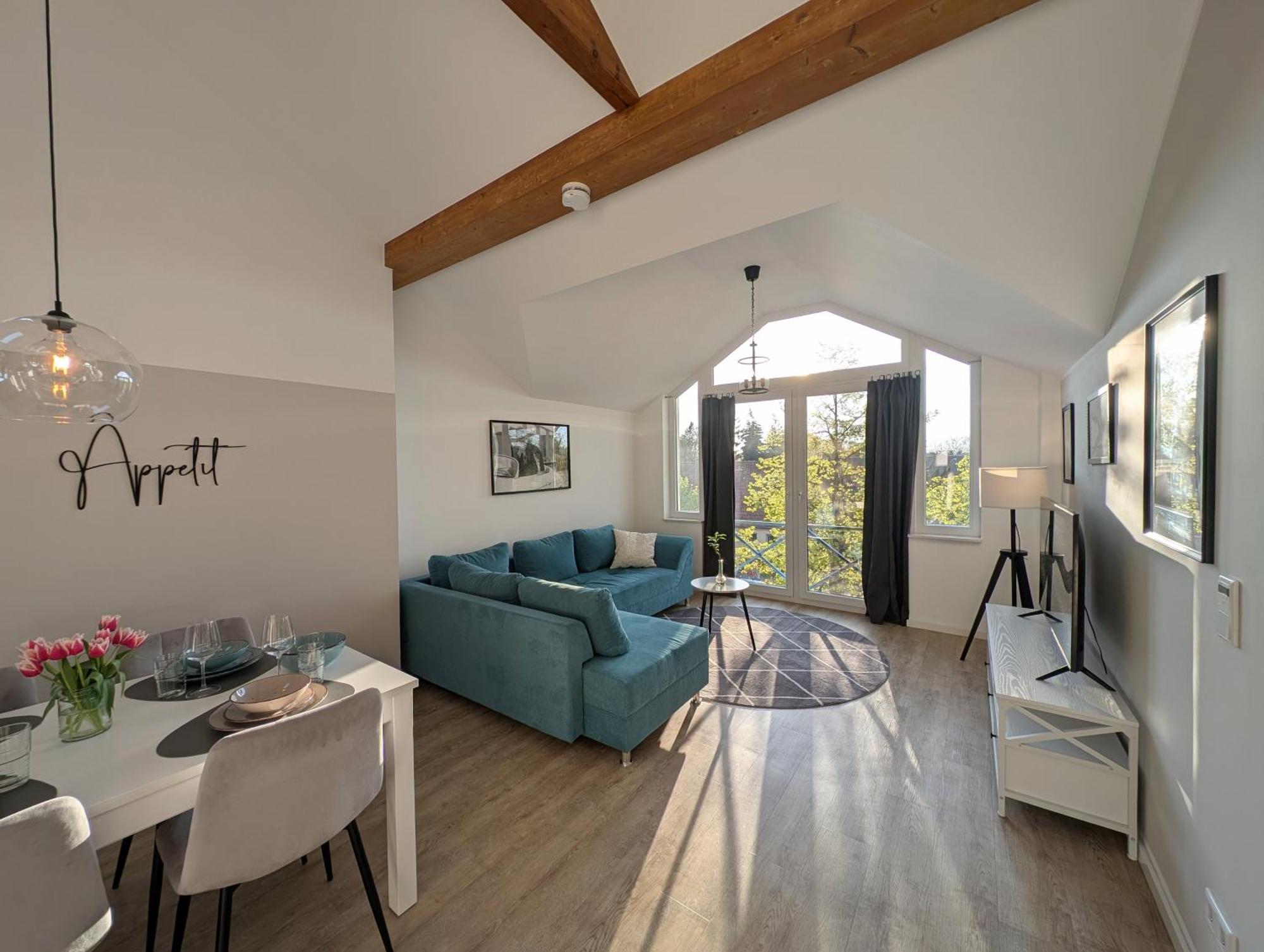 3 Bedroom-apartment With 1,5 Bathrooms *