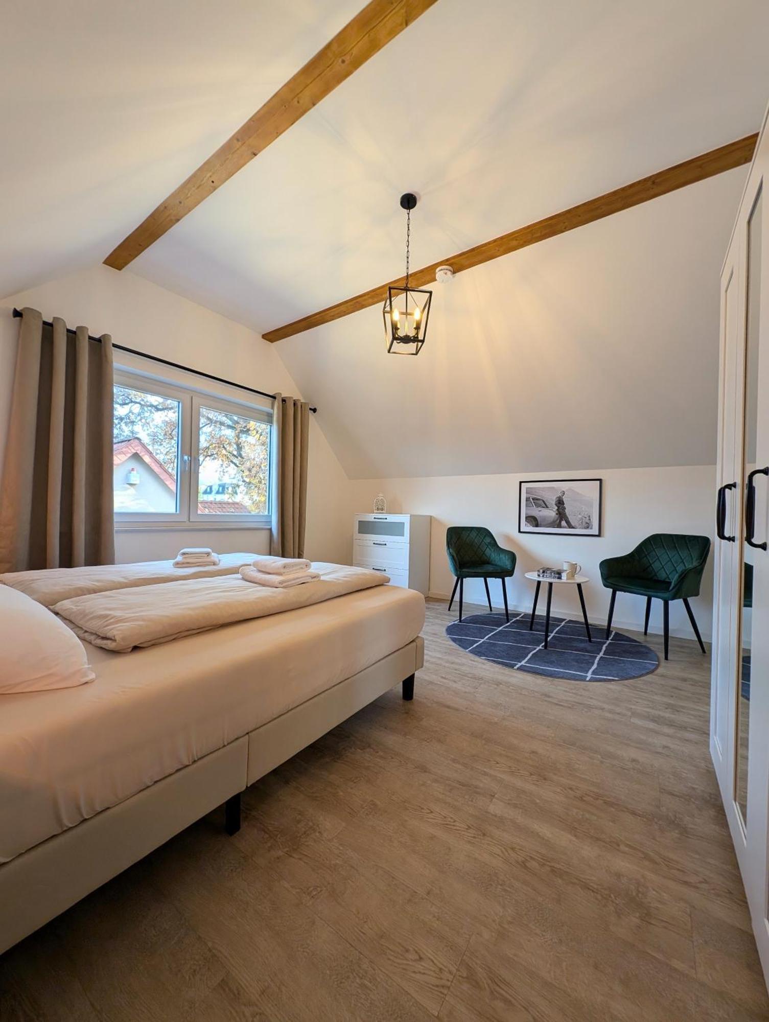 3 Bedroom-apartment With 1,5 Bathrooms